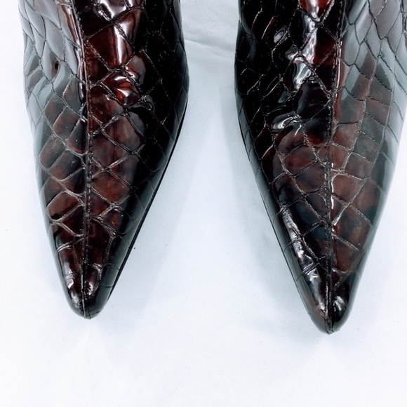 Stuart Weitzman Ankle Boot Brown Croc Embossed Pointed Toe Patent Leather Sz 7.5 - Picture 4 of 15